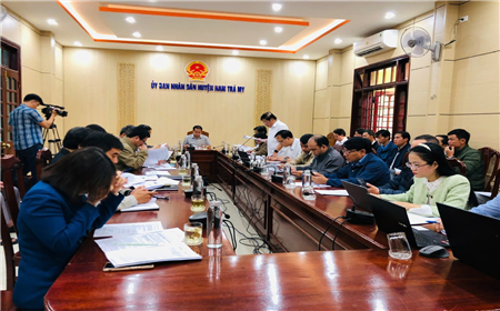 Phó Chủ tịch UBND tỉnh Trần Anh Tuấn làm việc với huyện Nam Trà My về việc giải ngân nguồn vốn các chương trình mục tiêu quốc gia